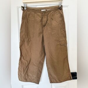 Columbia Women’s Capri Tan/Brown Pants - Size XSmall